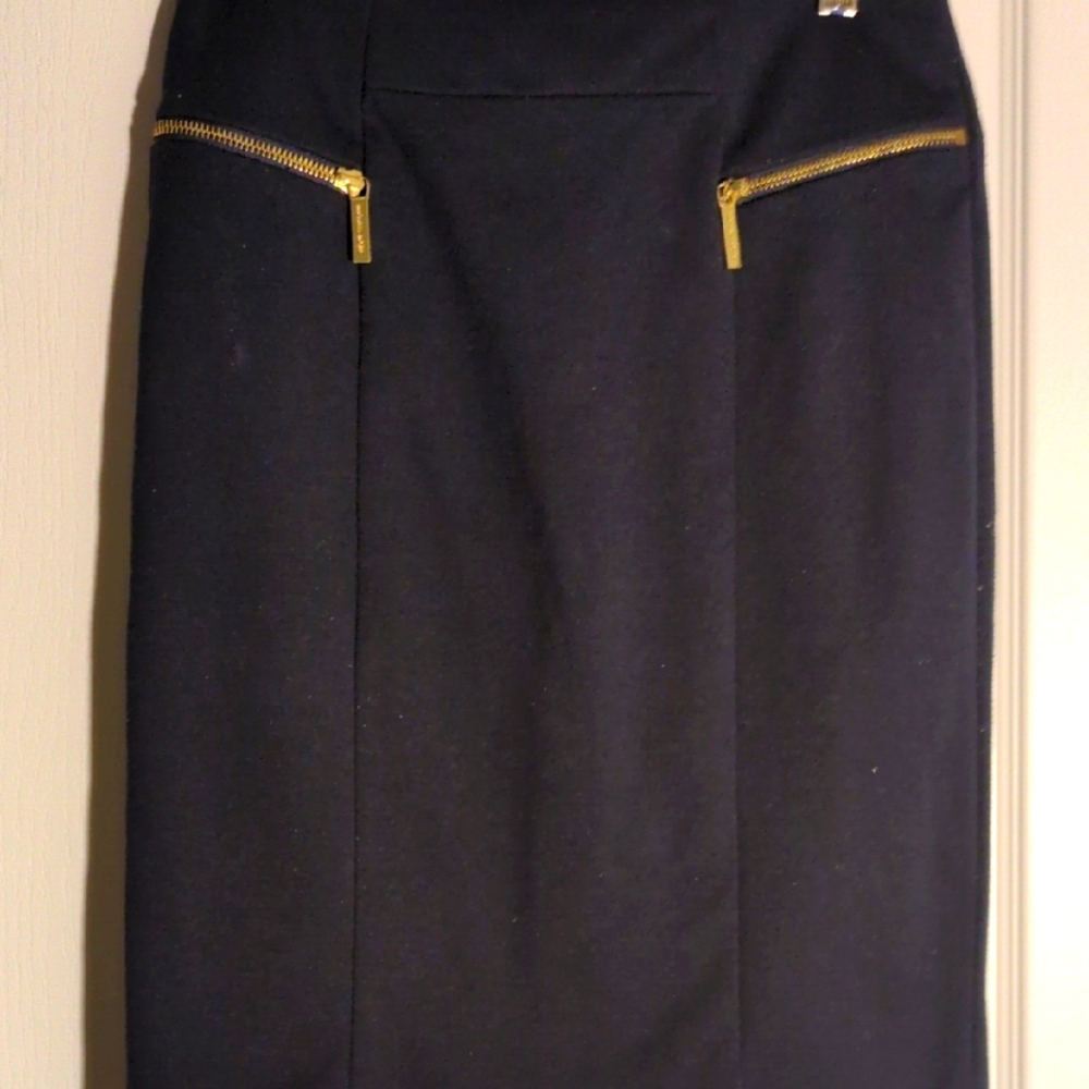 Sophisticated Black Pencil Skirt with Gold Zippers